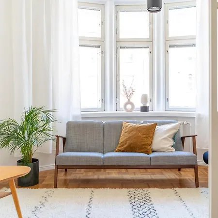 Apartment Tilava Ja Valoisa Asunto Kallion Ytimessa Helsinki