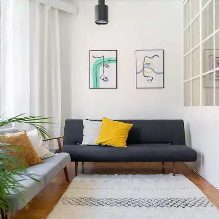 Apartment Tilava Ja Valoisa Asunto Kallion Ytimessa